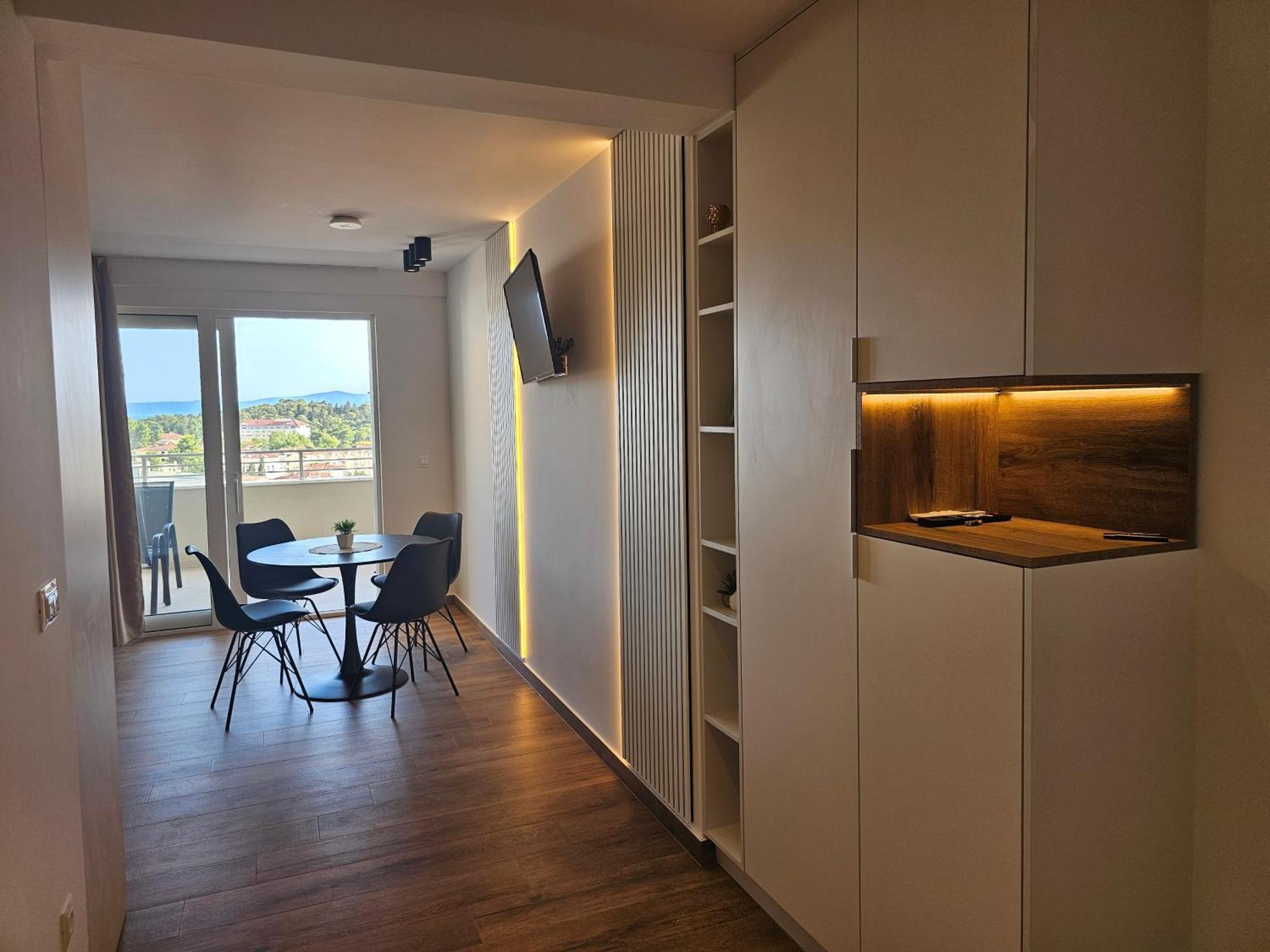 Apartmani Sole マカルスカ エクステリア 写真
