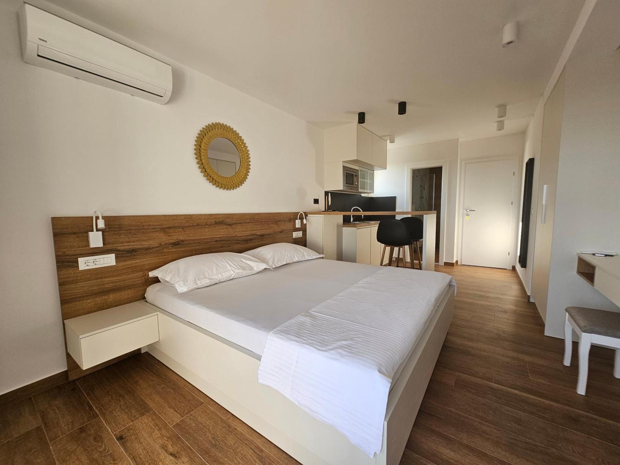 Apartmani Sole マカルスカ エクステリア 写真